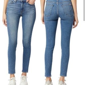 NWT Hudson Blair high rise skinny jeans in color Lilah.